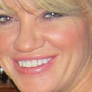 Profile photo of LAURA MOORE